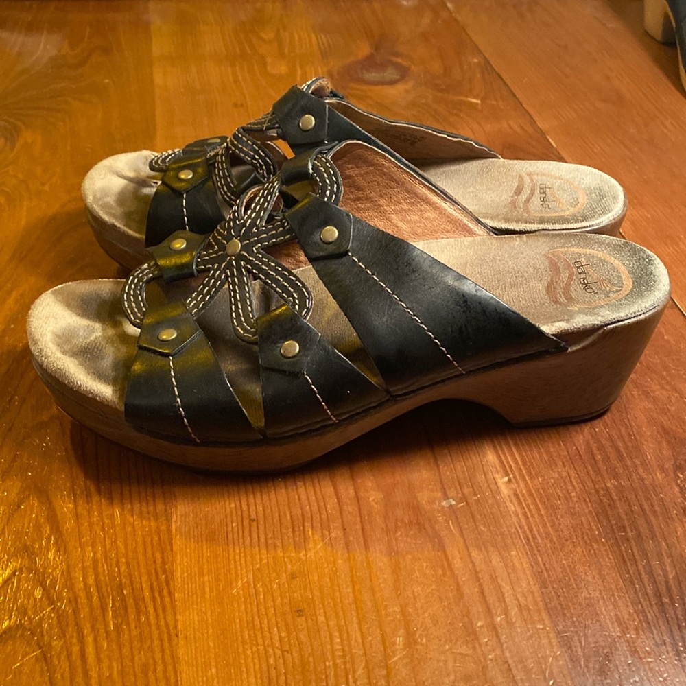 Dansko Leather Floral Upper Heeled Sandals - Size 9 - 2.5 in - Used